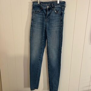 American Eagle High Rise Skinny Jeans Size 2 Long